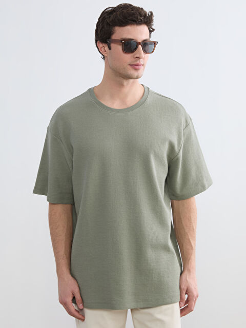 LCW ECO Bisiklet Yaka Erkek Tişört - S6KD80Z8-ZQE