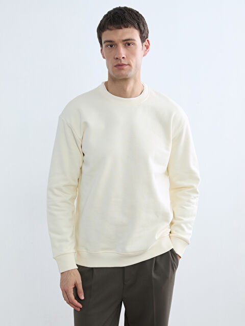 LCW Vision Bisiklet Yaka Erkek Kalın Sweatshirt - S6KF77Z8-YCM