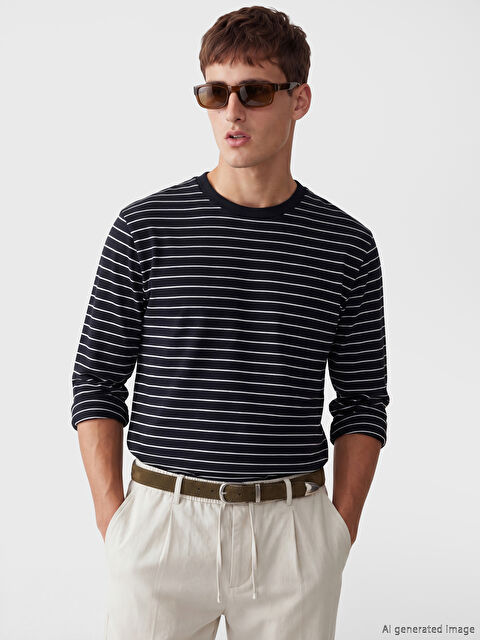 LCW Vision Bisiklet Yaka Çizgili Erkek Sweatshirt