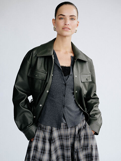 LCWAIKIKI Classic Bisiklet Yaka Dantel Detaylı Kadın Body	 - S6KI47Z8-D3A