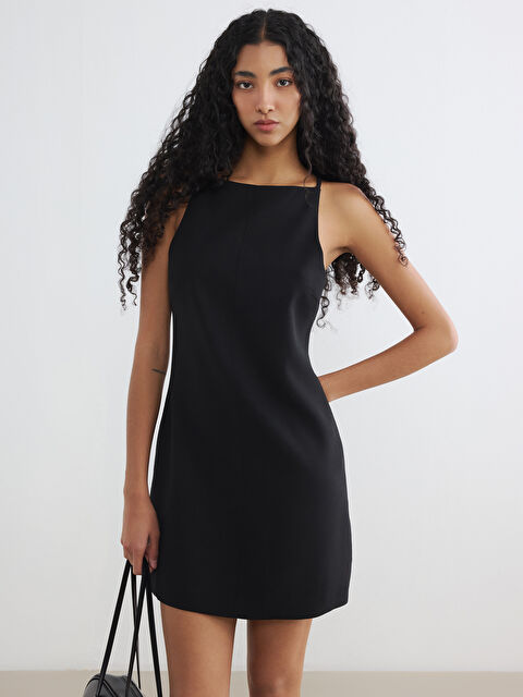 XSIDE Μίνι φόρεμα με λαιμόκοψη halter