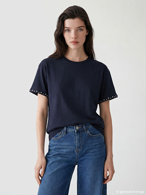 LCW Comfort Bisiklet Yaka Taşlı Soft Touch Kadın Tişört - S6KO52Z8-HEL