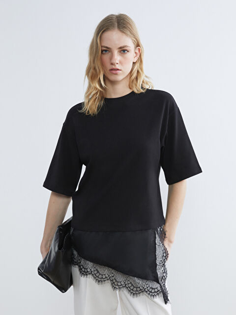 LCW Vision Bisiklet Yaka Dantel Detaylı Kadın Tişört - S6KQ54Z8-CVL