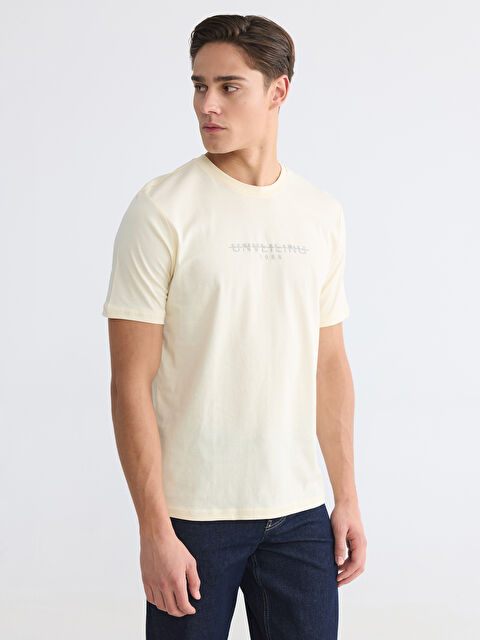 LCWAIKIKI Classic Bisiklet Yaka Baskılı Erkek Tişört