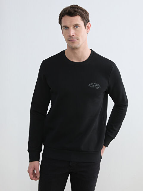 LCWAIKIKI Classic Bisiklet Yaka Baskılı Erkek Kalın Sweatshirt - S6KU20Z8-CVL