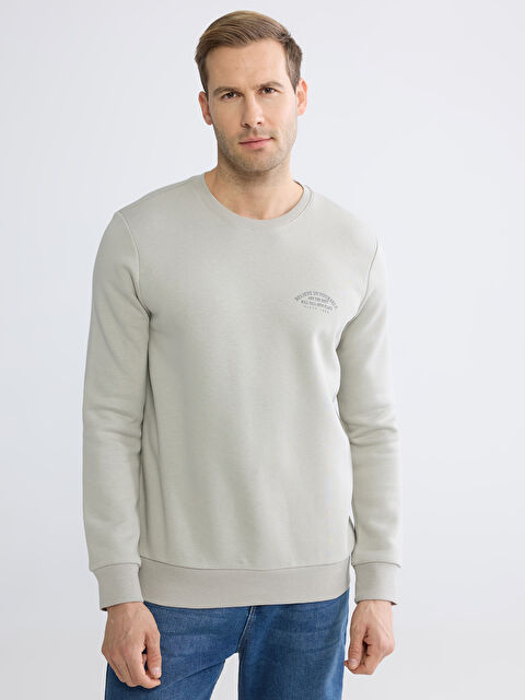 LCWAIKIKI Classic Bisiklet Yaka Baskılı Erkek Kalın Sweatshirt - S6KU20Z8-YMC