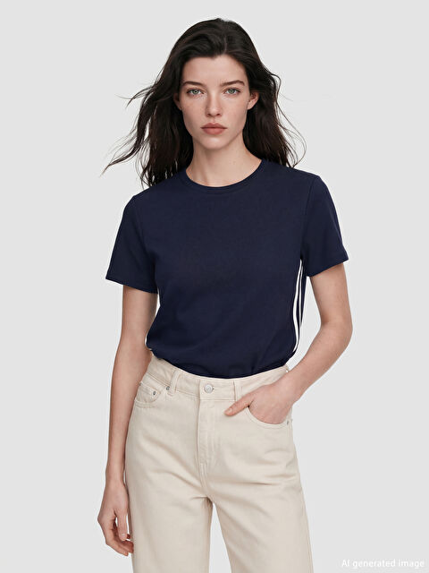 LCW Comfort Bisiklet Yaka Kadın Tişört - S6KU63Z8-JQ6