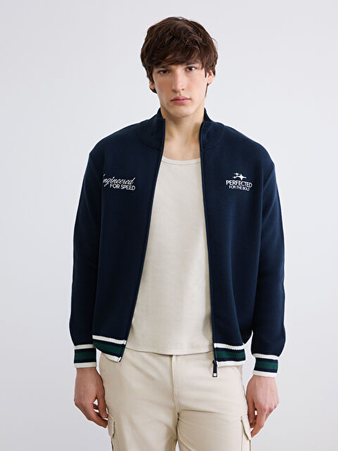 XSIDE Dik Yaka Nakışlı Erkek Triko Hırka