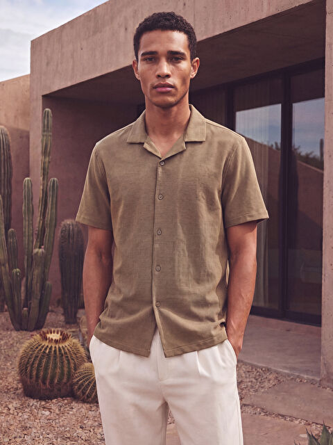 LCW Vision Regular Fit Kısa Kollu Resort Yaka Erkek Gömlek