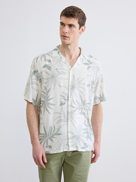 LCW Vision Regular Fit Resort Yaka Desenli Erkek Gömlek - S6KY49Z8-LS5
