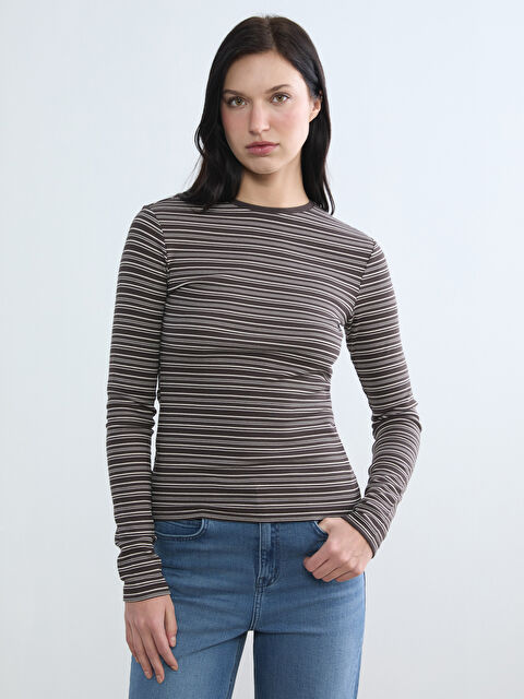 LCWAIKIKI Basic Bisiklet Yaka Çizgili Kadın Body - S6L041Z8-LEW