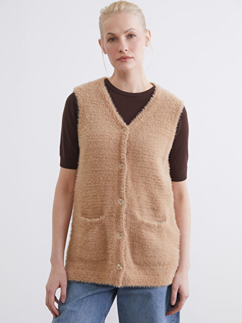 LCW Grace V Yaka Kadın Triko Yelek	 - S6L665Z8-QYZ