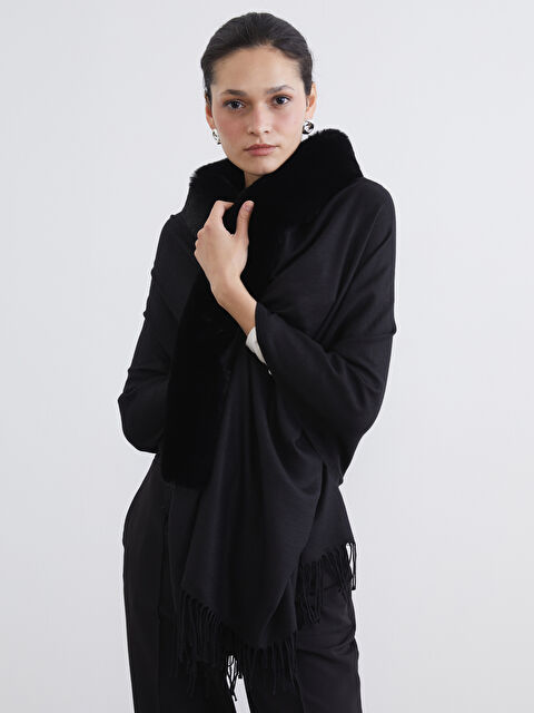 LCW Modest Suni Kürk Detaylı Kadın Şal - S6L812Z8-RQL