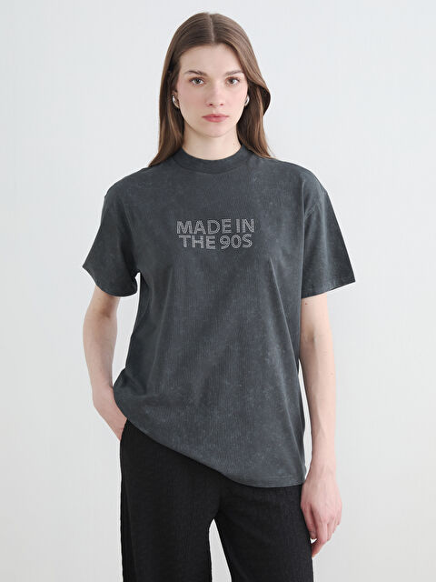 LCW Modest Bisiklet Yaka Taşlı Kadın Tişört - S6LB95Z8-JPT