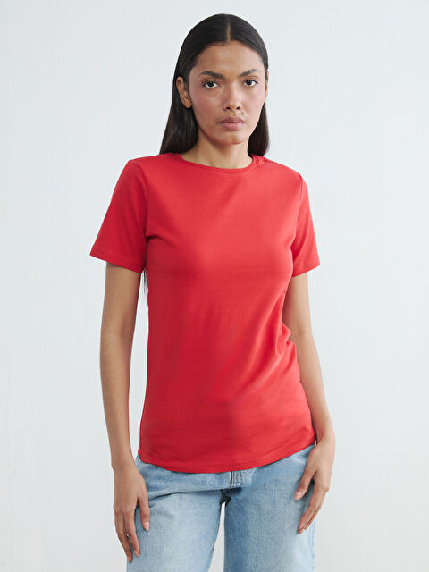 LC WAIKIKI Bisiklet Yaka Kadın Tişört - S6LD12Z8-R3M