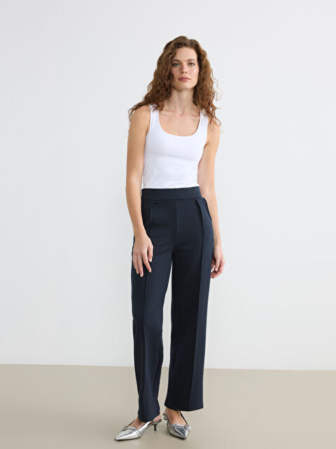LCWAIKIKI Classic Geniş Paça Çizgili Kadın Kumaş Pantolon - S6LD81Z8-LGS