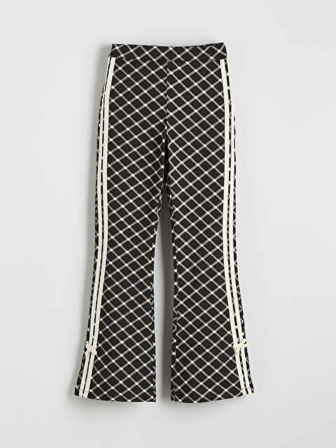 LCW Kids Fiyonk Detaylı İspanyol Paça Kız Çocuk Tayt - S6LE45Z4-LQJ