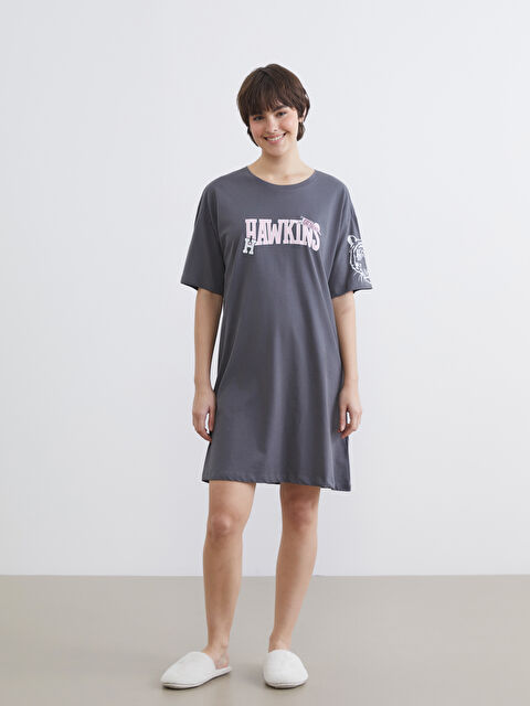 LCW Young Stranger Things Baskılı Kadın Gecelik - S6LG05Z8-JNL