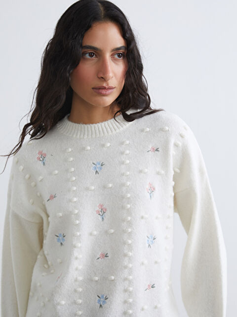 LCW Modest Bisiklet Yaka Nakışlı Kadın Triko Kazak	 - S6LH66Z8-FDU