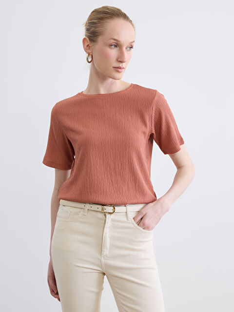 LC WAIKIKI Bisiklet Yaka Fitilli Kadın Tişört - S6LI47Z8-H0D