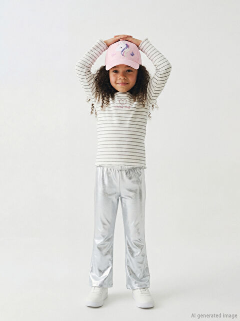 LCW Kids Parlak Görünümlü İspanyol Paça Kız Çocuk Tayt - S6LJ09Z1-G8Z