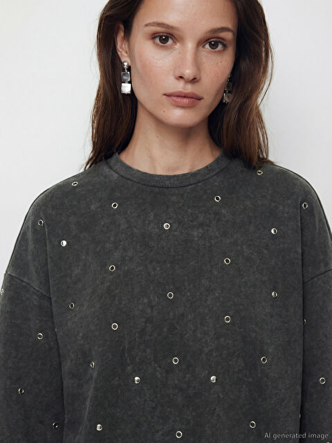 LCW Modest Taşlı Oversize Kadın Kalın Sweatshirt Tunik - S6LK85Z8-1UY