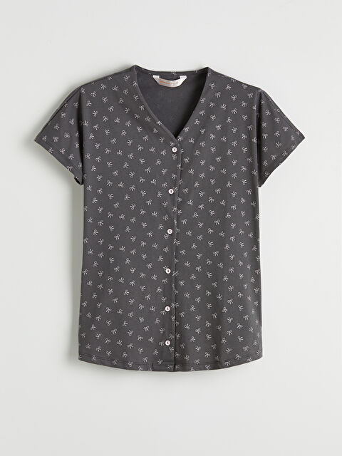 LCW DREAM V Yaka Fiyonk Baskılı Kadın Pijama Üstü - S6M134Z8-LRX