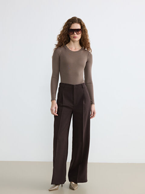 LCWAIKIKI Classic Beli Lastikli Kadın Pileli Kumaş Pantolon - S6M288Z8-1MW