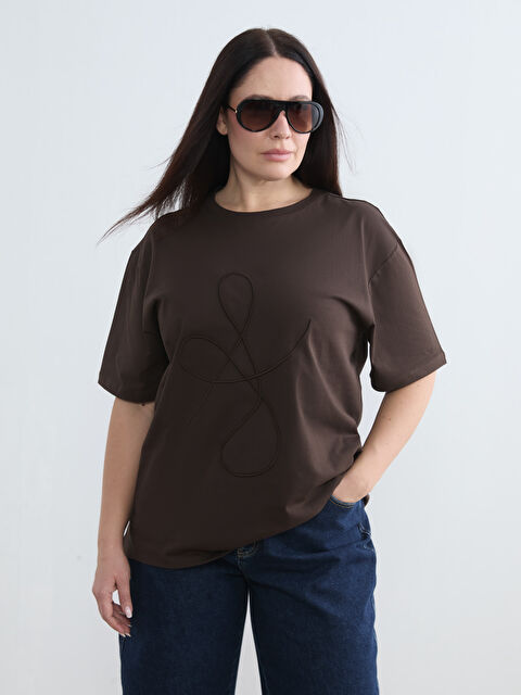 Soulife Bisiklet Yaka Nakışlı Kadın Tişört - S6M432Z8-J0V