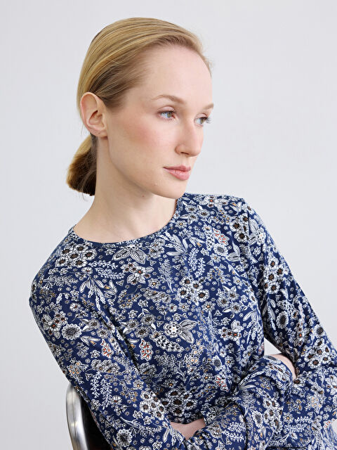 LC WAIKIKI Bisiklet Yaka Desenli Kadın Tişört - S6M659Z8-LSH