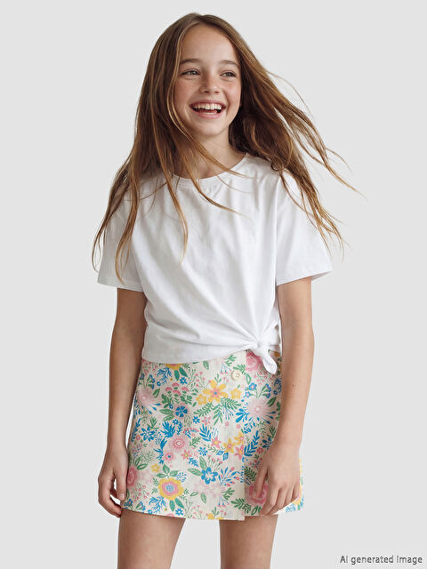 LC WAIKIKI Bisiklet Yaka Kız Çocuk Tişört - S6M679Z4-ZUY