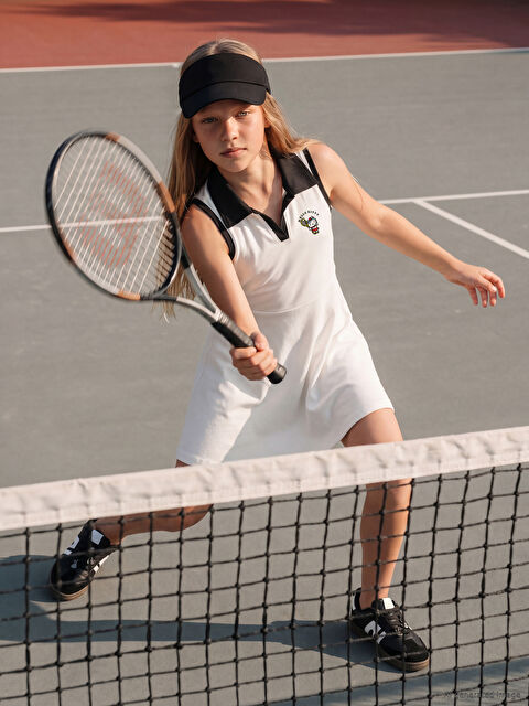 LCW Kids Hello Kitty Baskılı Kız Çocuk Elbise