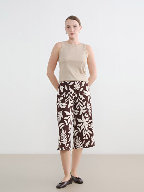 LC WAIKIKI Beli Lastikli Çiçekli Kadın Kapri