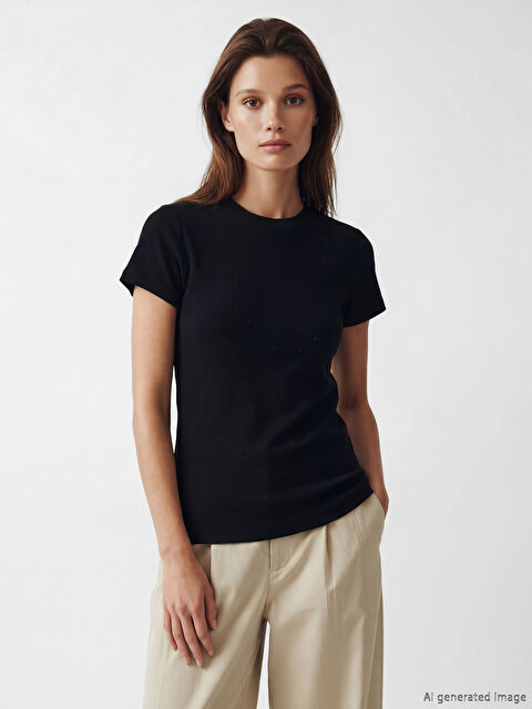 LCW Modest Bisiklet Yaka Taşlı Kadın Tişört - S6MC15Z8-CVL