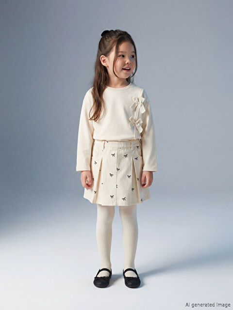 LCW Kids Beli Lastikli Kız Çocuk Şort Etek ve Külotlu Çorap - S6ME35Z1-LRA