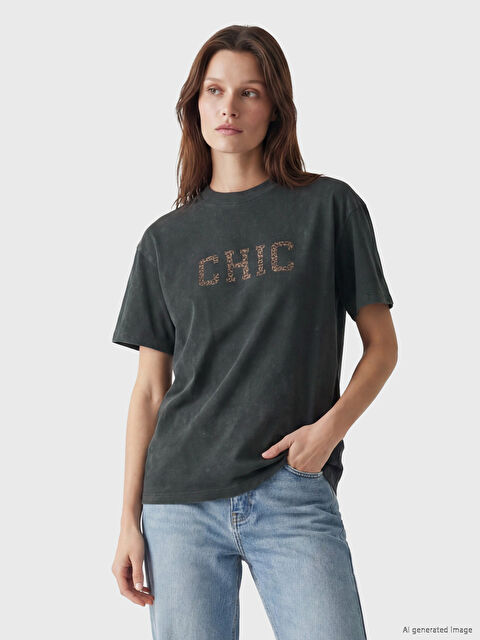 LCW Modest Bisiklet Yaka Baskılı Kadın Tişört