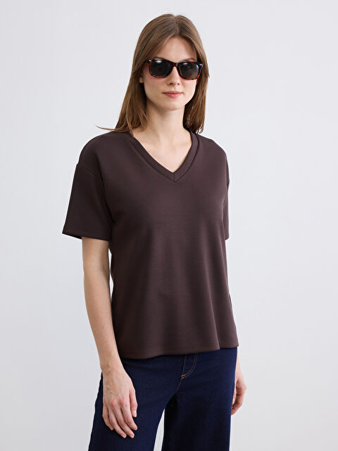 LCW Comfort V Yaka Soft Touch Kadın Tişört - S6MJ39Z8-HMK