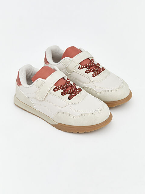 LCW STEPS Bağcık ve Cırt Cırtlı Kız Bebek Spor Ayakkabı - S6MM13Z1-ZU5