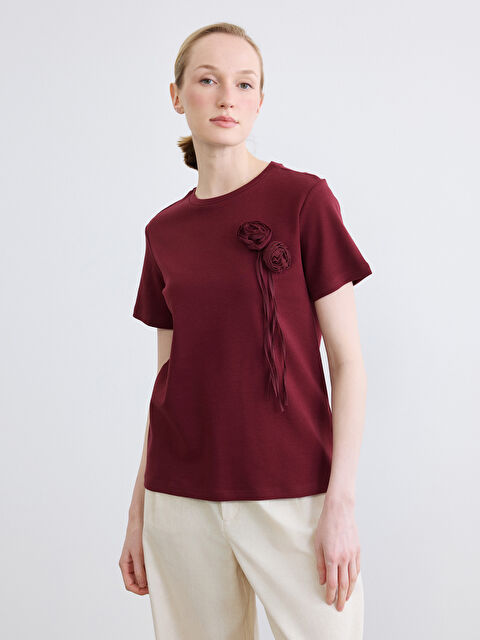 LCWAIKIKI Classic Bisiklet Yaka Aplike Detaylı Kadın Tişört - S6MN44Z8-HRW