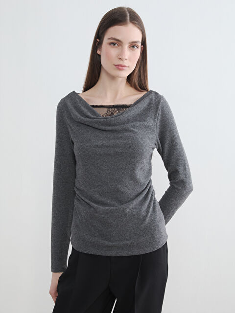 LCWAIKIKI Classic Kayık Yaka Büzgülü Bluz - S6MO83Z8-CT3