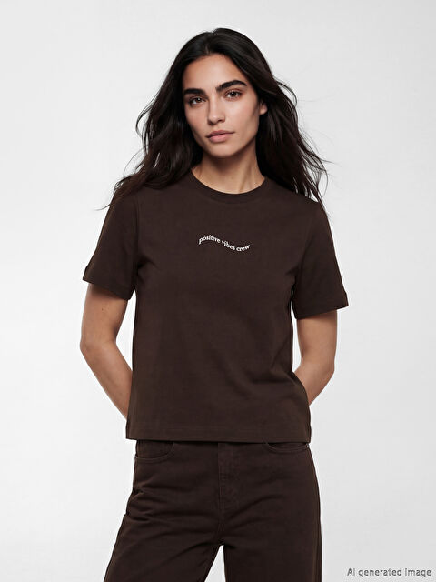 LC WAIKIKI Bisiklet Yaka Baskılı Kadın Tişört - S6MQ90Z8-HDD