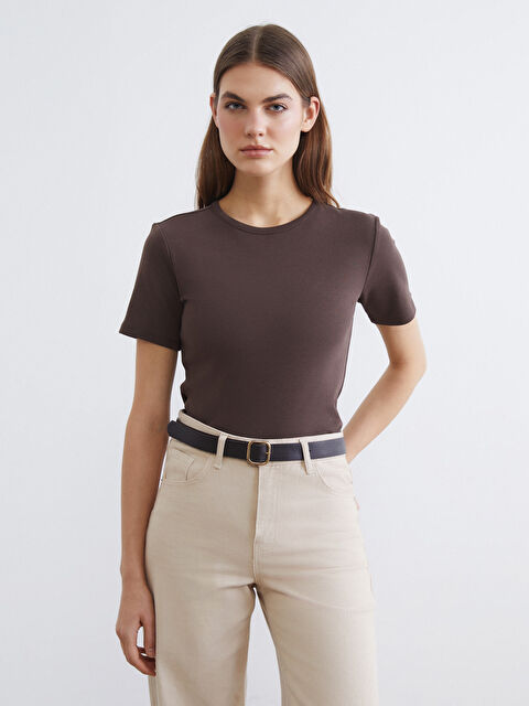 LCWAIKIKI Basic Bisiklet Yaka Kadın Tişört - S6MT77Z8-HSK