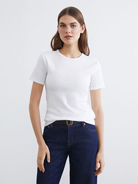 LCWAIKIKI Basic Bisiklet Yaka Kadın Tişört - S6MT77Z8-Q6K