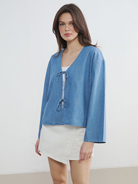 LCW Vision V Yaka Bağlama Detaylı Jean Bluz - S6N794Z8-507