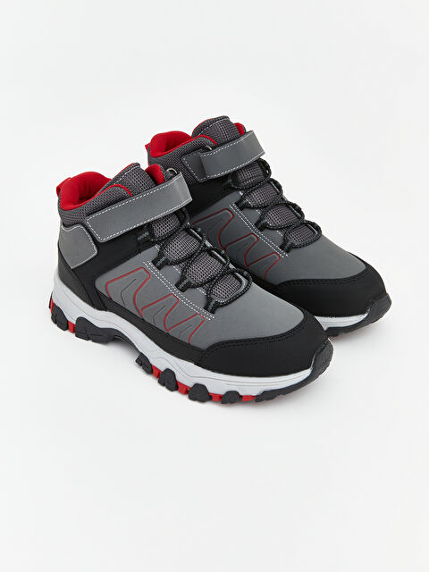 LCW STEPS Kalın Tabanlı Cırt Cırtlı Erkek Çocuk Bot - S6N823Z4-CWN