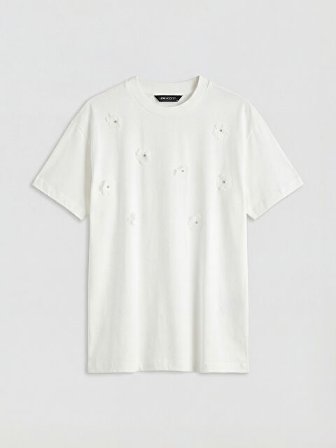 LCW Modest Bisiklet Yaka Çiçek Nakışlı Bluz - S6N843Z8-Q6K