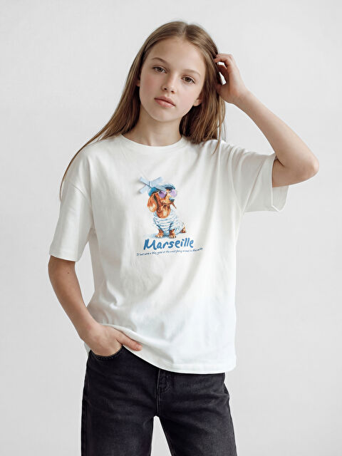 LCW Kids Bisiklet Yaka Baskılı Kız Çocuk Tişört