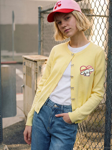 LCW Kids Cinnamoroll Nakışlı Kız Çocuk Triko Hırka - S6NL98Z4-FQ0