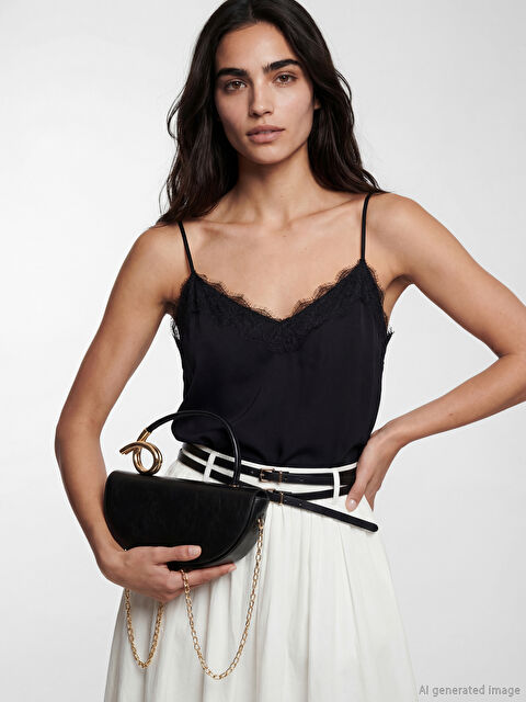 LCW ACCESSORIES Zincir Sap Detaylı  Kadın Omuz Çantası	