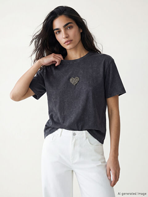 LCW Vision Kalp İşlemeli Oversize Kadın Tişört - S6NV71Z8-DC4